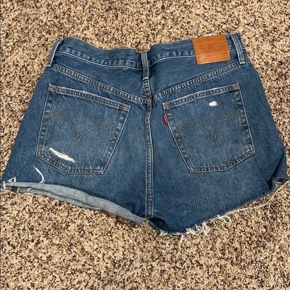 Levi’s 501 distress shorts W31 - Picture 2 of 5
